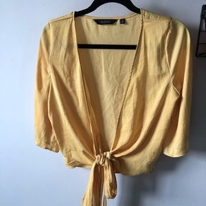 Yellow tie shirt